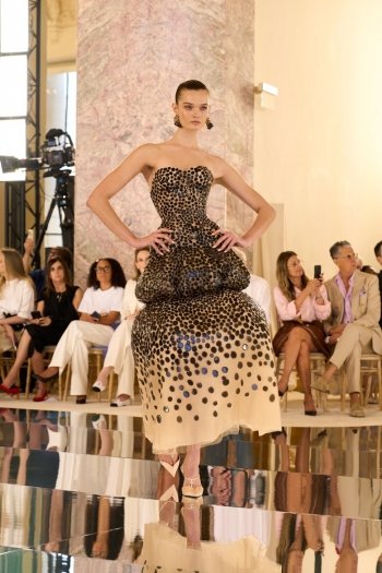 Paris Haute Couture Fall 2026 trend: a plunge into fantasy
